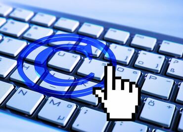 Normas más estrictas para Google y Facebook