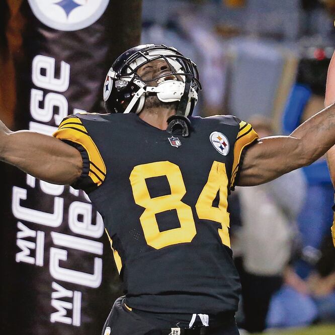 Antonio Brown logró cuatro recepciones, para 49 yardas y un TD. JUSTIN K. ALLER. AFP