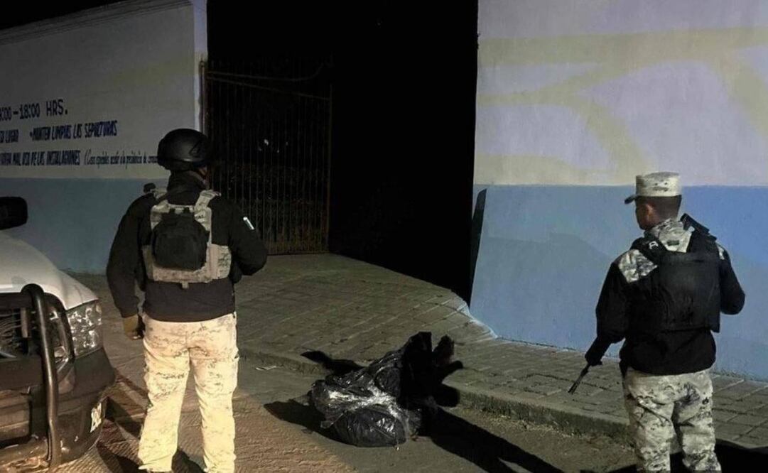 Abandonan cuerpo en un bulto frente a un panteón de Nativitas, Tlaxcala (28/10/2025). Foto: Especial