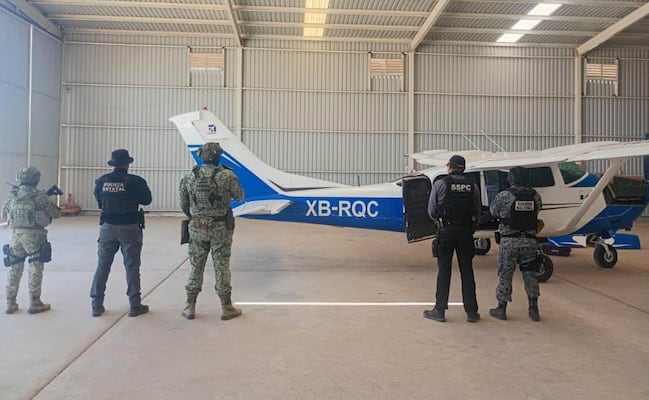 Aseguran narcoavioneta, inmueble, vehículos y 24 kilos de coca en Mexicali; golpe asciende a 5 mdp