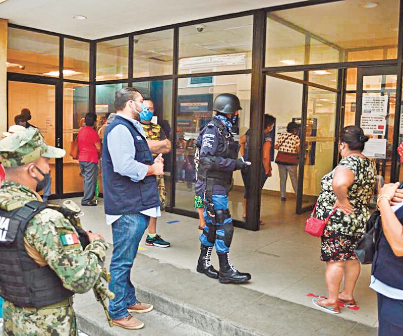 Expertos indican que los bancos han empezado a hacer una reserva como porcentaje de su cartera vencida. ARCHIVO EL UNIVERSAL