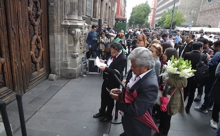 A un mes de su asesinato, realizan homenaje a Ximena Guzmán y José Muñoz; asisten miembros de gabinete de Brugada