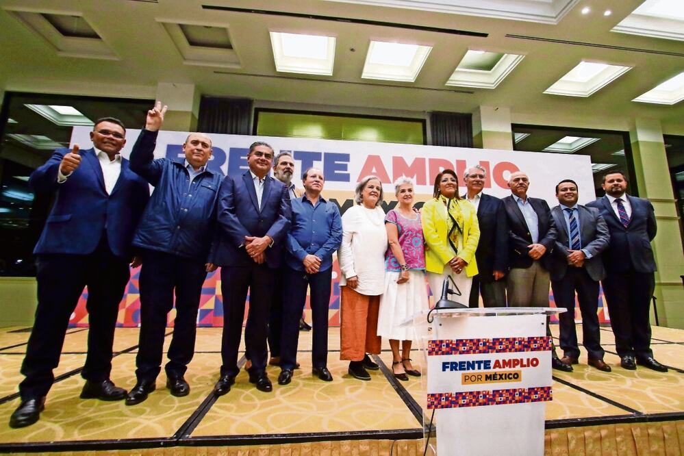 Integrantes del comité organizador explicaron que los resultados se adelantaron a solicitud de los partidos políticos. Foto: Carlos Mejía / EL UNIVERSAL