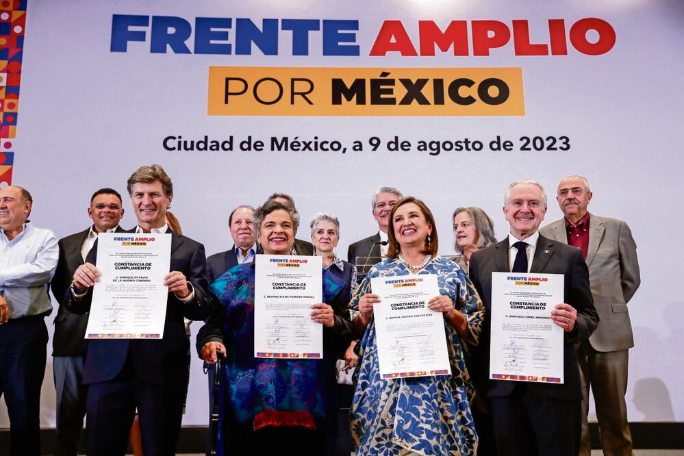 El exsecretario de Turismo Enrique de la Madrid Cordero; la senadora priista Beatriz Paredes Rangel; la senadora del PAN Xóchitl Gálvez Ruiz, y el presidente de la Cámara de Diputados, Santiago Creel Miranda (PAN), avanzaron a la siguiente etapa rumbo a 2024. Foto: Diego Simón / El Universal