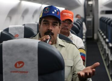 Baños que tiran aguas negras, varados... así es la aerolínea venezolana que estrenará el AIFA