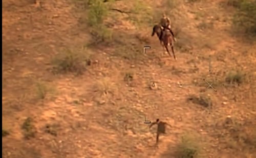 CBP persigue a sospechosos a caballo en Arizona; cae presunto integrante del Cártel de Sinaloa