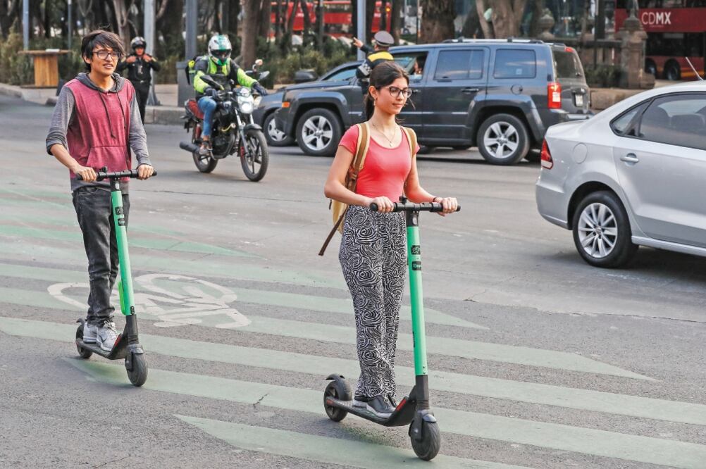 La Secretaría de Movilidad especificó que la capacidad máxima de las unidades es de una persona y debe contar con geolocalizador. / ARCHIVO EL UNIVERSAL