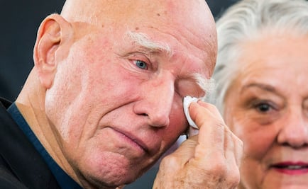 Sebastião Salgado honra a víctimas de tragedias que fotografió