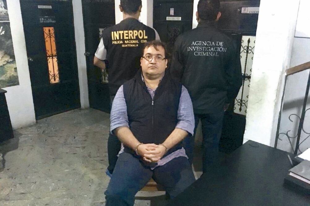 La defensa de Javier Duarte analiza utilizar los argumentos con los que su colaborador obtuvo un amparo para tramitar un salvoconducto. Foto: ARCHIVO EL UNIVERSAL