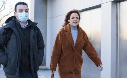 VIDEO Sentencia a García Luna: llega a la Corte familia del exsecretario de Seguridad mexicano; "es culpable", gritan afuera