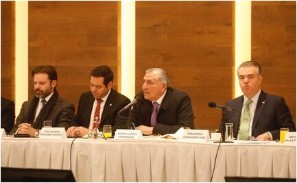 Empresarios se reúnen con Adán Augusto López; están abiertos al diálogo con el gobierno