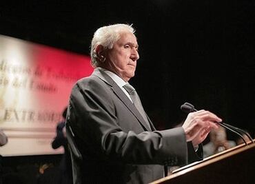 Gobierno cubrirá prestación laboral de vestuario para administrativos de CDMX