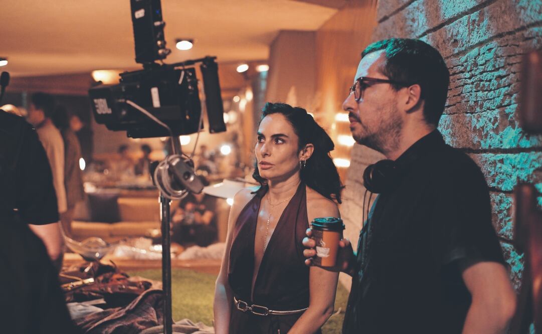 Bajo la dirección de Emilio Portes, Ana Serradilla da vida a Cata, una viuda que debe dejar a sus hijos en casa durante una noche lluviosa. Foto: de VIDEOCINE