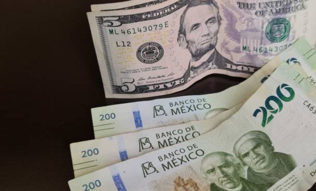 El peso se ve favorecido ante el billete verde luego de que el Banco de México (Banxico) recortó de nuevo la tasa de interés el jueves. Foto: iStock