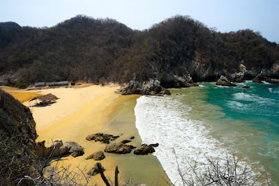 Una playa secreta y otros lugares naturales que debes conocer en Michoacán