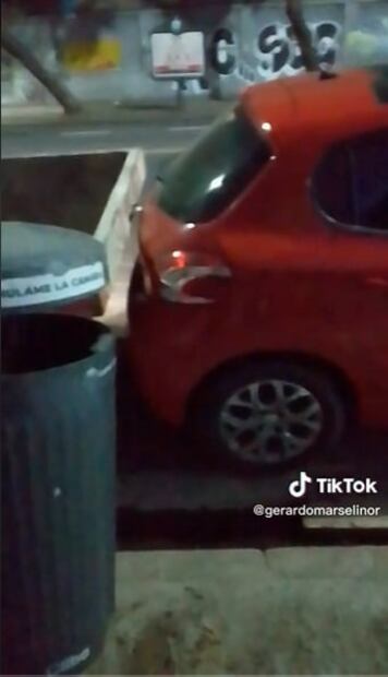 TikTok: Se harta de los carros mal estacionados, cobra venganza y se hace viral