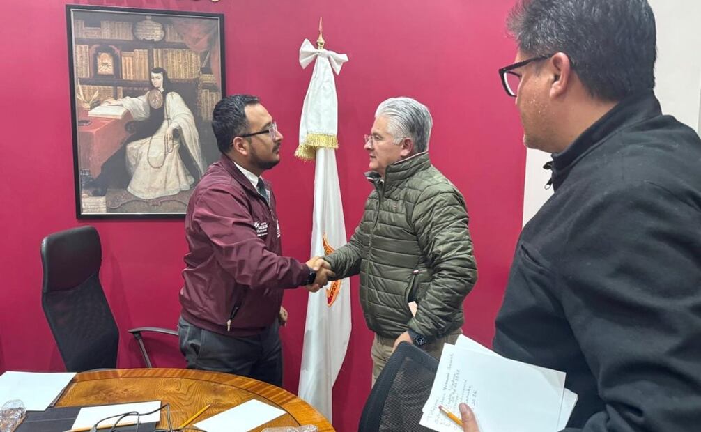 Herminio Cahue Calderón, Secretario General del Suteym con el diputado de Morena, Alejandro Viedma Velázquez (20/12/24) Foto: Facebook