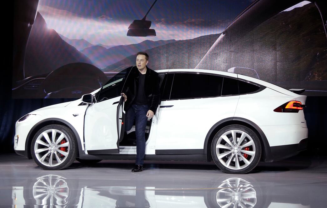Tesla, el único que criticó salida de EU del acuerdo climático de París 