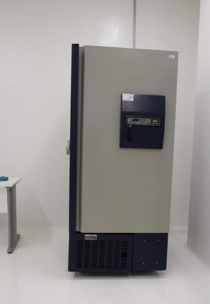 Ofrece Universidad de Guanajuato 12 ultracongeladores para vacuna Covid-19