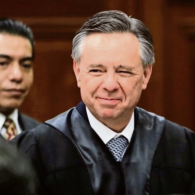 A la par que Eduardo Medina Mora se desempeñaba en el servicio público los negocios familiares florecieron vertiginosamente. ARCHIVO EL UNIVERSAL