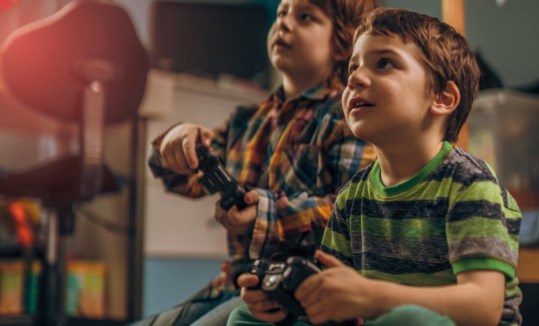 Eso fue lo que le pasó a un desafortunado padre cuyos cuatro hijos gastaron el equivalente a US$700 en tres semanas comprando paquetes de jugadores para el videojuego online de fútbol FIFA en la consola Nintendo Switch de la familia.
