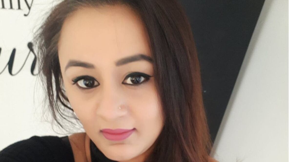 Saj Dar asegura que sus familiares la evitaban por tener cáncer. Foto: Cortesía