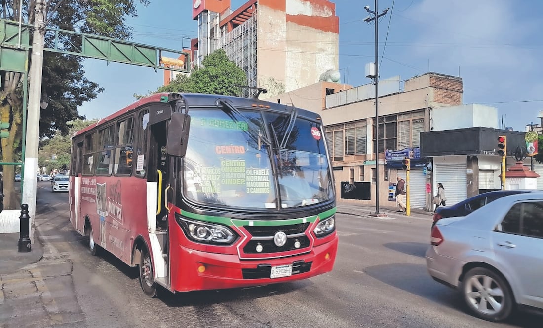 Movilidad recibe 291 quejas por alza ilegal de tarifa en el transporte. Foto: de ALEJANDRO VARGAS. EL UNIVERSAL