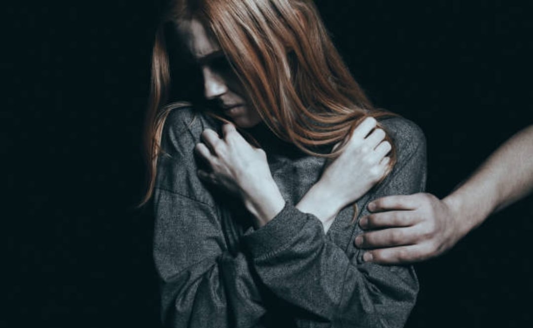 La muerte de Elijah Heacock provocó una investigación sobre el chantaje sexual mediante IA, un método hasta ahora utilizado contra celebridades. Foto: iStock