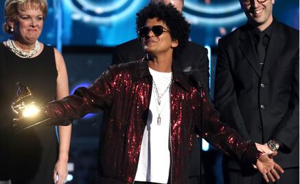 Bruno Mars se lleva la noche de los Grammy 2018