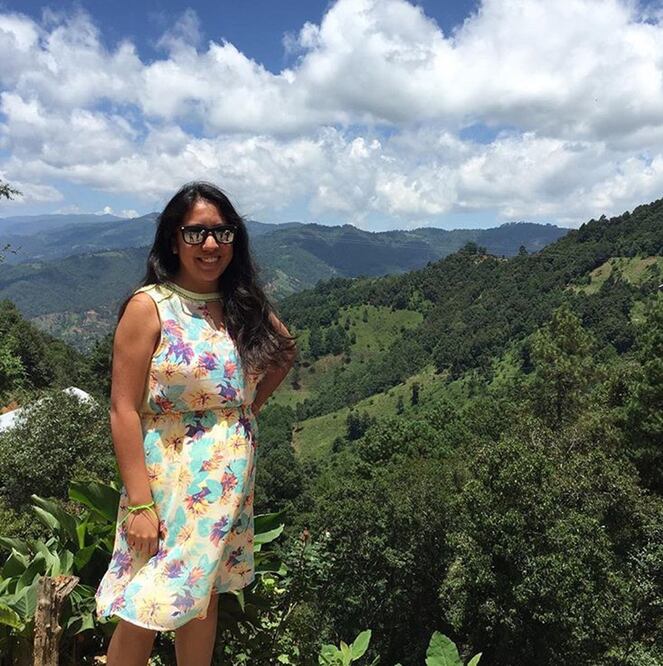 Al ritmo de "Despacito", Brenda estudió para examen de la UNAM