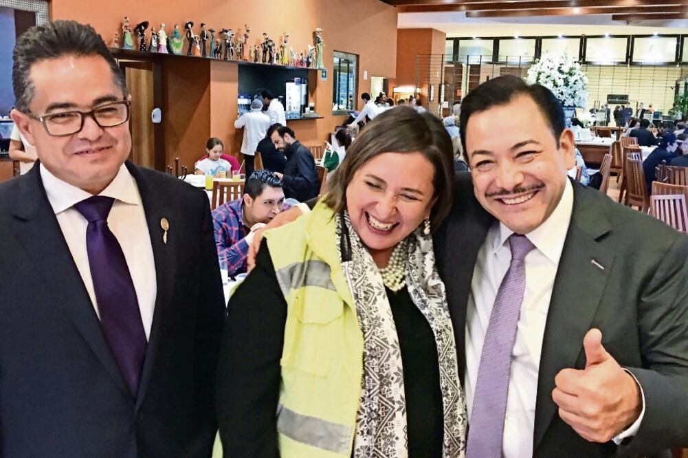 Xóchitl se acerca al PRD