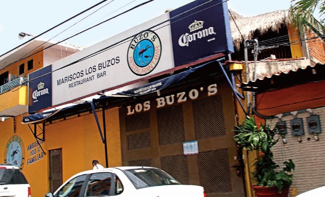 En el encuentro con autoridades de los tres niveles de gobierno y delincuentes, los comerciantes planean abordar la problemática que las actividades ilícitas generan, entre las que destacan el cierre de negocios (BERNARDINO HERNÁNDEZ CUARTOSCURO)