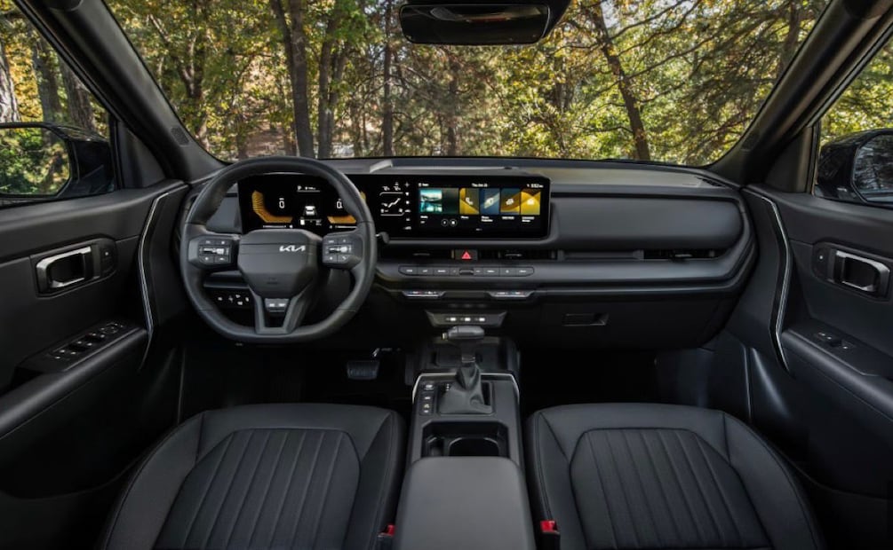 La conectividad inalámbrica te permitirá usar tu dispositivo móvil para poner tu música favorita. Foto: Kia