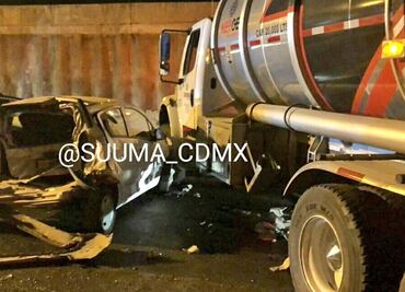 Tráiler choca contra autos en la México-Toluca; reportan 4 heridos