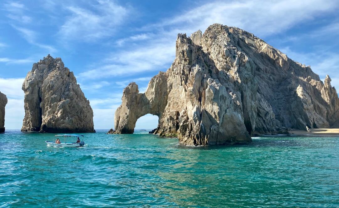 Algunas de las ofertas para viajar a Los Cabos te permiten reservar tu estancia hasta 2021. Foto: Unsplash. Victoria Bragg