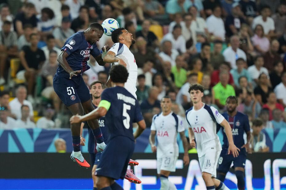 PSG y Tottenham en la Supercopa de Europa - Foto: AP