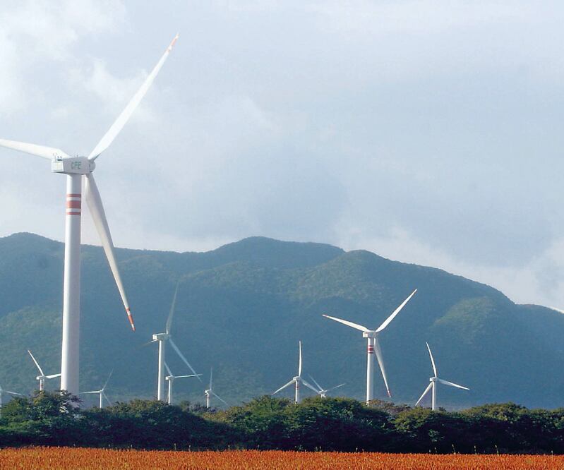 Los generadores de electricidad más eficientes son desplazados en el pacto por las plantas altamente contaminantes, indicaron cámaras empresariales. Foto: ARCHIVO EL UNIVERSAL
