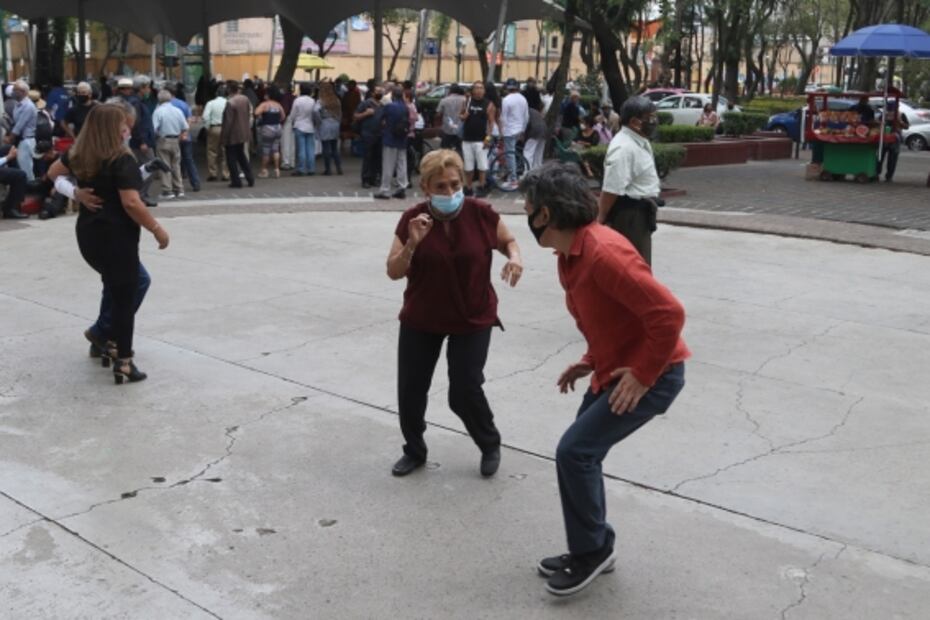 Zopilotes para desviar la atención