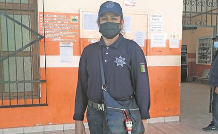 "Encomendarse a Dios, no hay más", dice mujer policía de Aguililla