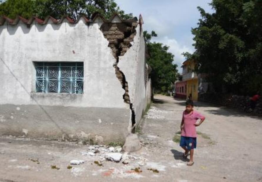 Tras terremoto, nadie quería atender a Iyari