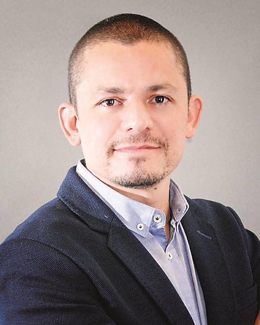 Crece pleito entre ambulantes y granaderos