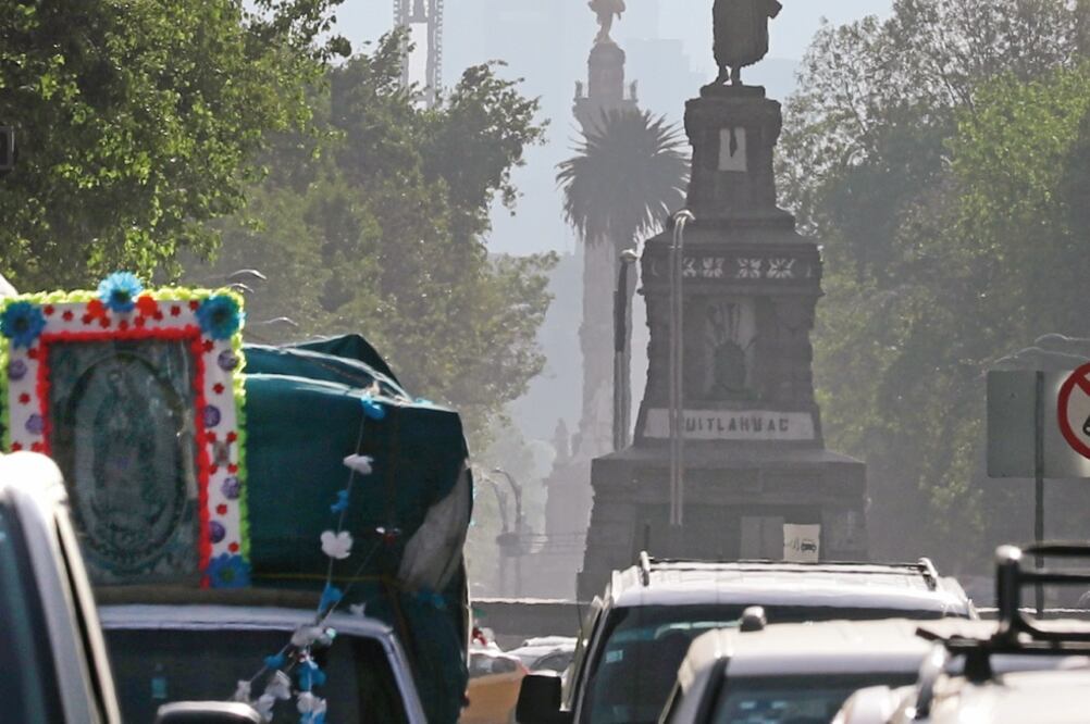 La CAME buscará reunirse con la IP para involucrarla en los programas de horarios escalonados y de trabajo en casa, a fin de evitar que en horas picos haya congestionamientos que deriven en el incremento de los niveles de contaminación (LUCÍA GODÍNEZ)