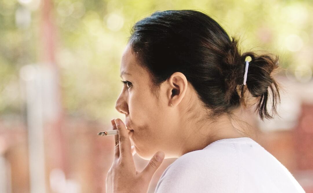 Mexicanos consumen 127 cajetillas de cigarros al año que equivalen a  2 mil 540 cigarros. Fotografía: Archivo 
