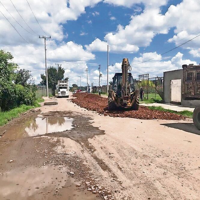 En comunidades aledañas a la base aérea de Santa Lucía, en Tecámac, Estado de México, los vecinos temen que el nuevo aeropuerto les cause afectaciones ecológicas y de abasto de agua. Foto: Cortesía