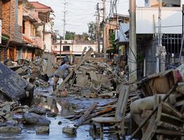 Sube a 82 el número de muertos por inundaciones; 17 personas siguen desaparecidas