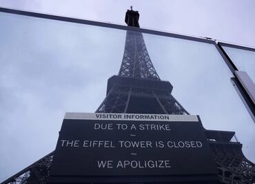 Torre Eiffel cierra sus puertas al público por huelga contra su gestión financiera