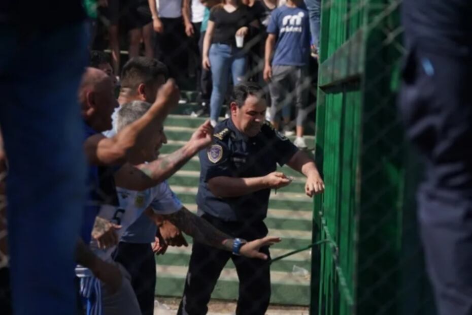 Violencia vuelve a manchar al futbol de Argentina