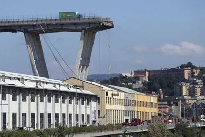 Se elevan a 39 los fallecidos tras el derrumbe de puente en Génova, Italia