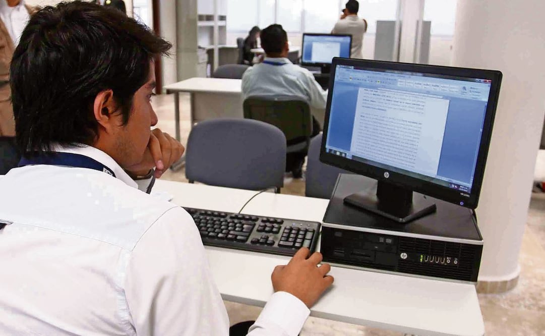 Se prevé que el gobierno destinará cerca de 45 mil mdp en el subsidio para el empleo durante el próximo año. Foto: Archivo / EL UNIVERSAL