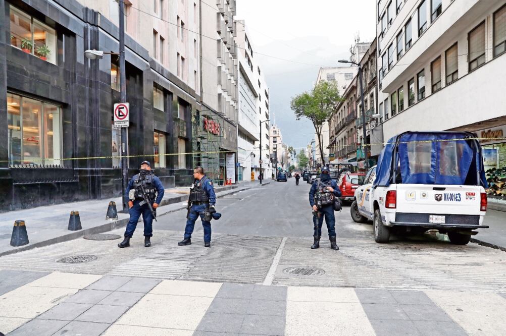 El Centro de Denuncia y Atención Ciudadana de la PGR, en la calle de López y avenida Juárez, es donde el líder de La Unión de Tepito rinde declaración. (IRVIN OLIVARES. EL UNIVERSAL)